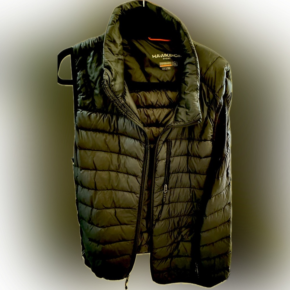 Men’s packable vest